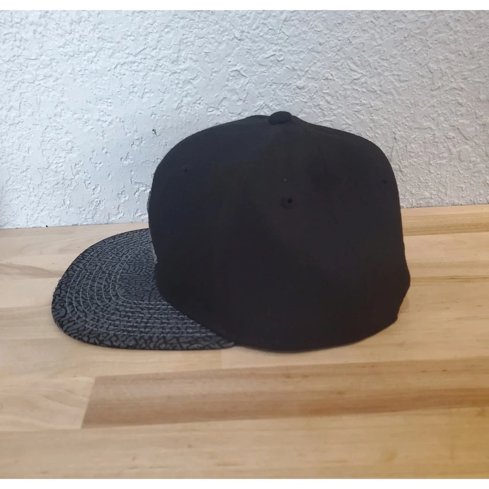 Jordan Youth Snapback Hat Black Grey Elephant Print Jumpman Cap 1923-023